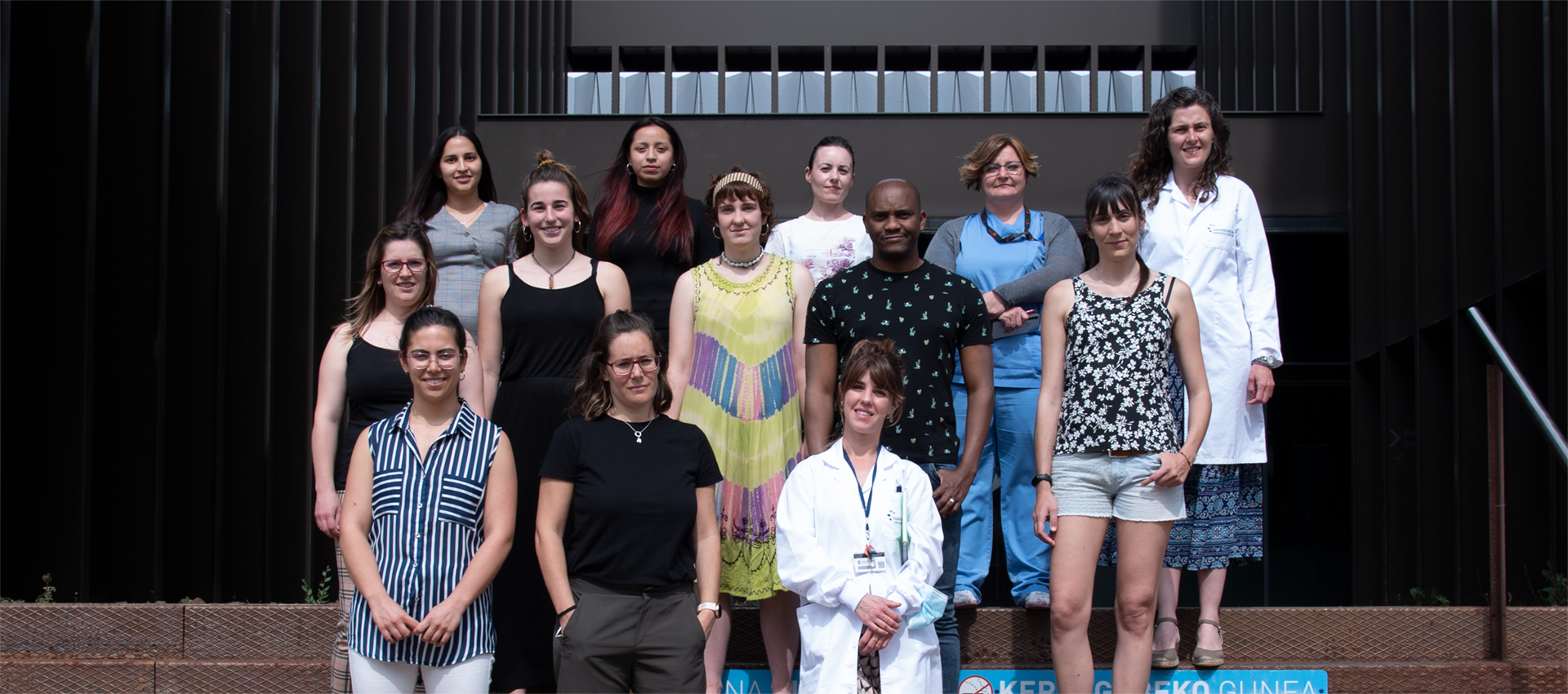 Estudiantes de la Escuela Sanitaria Técnico Profesional de Navarra 