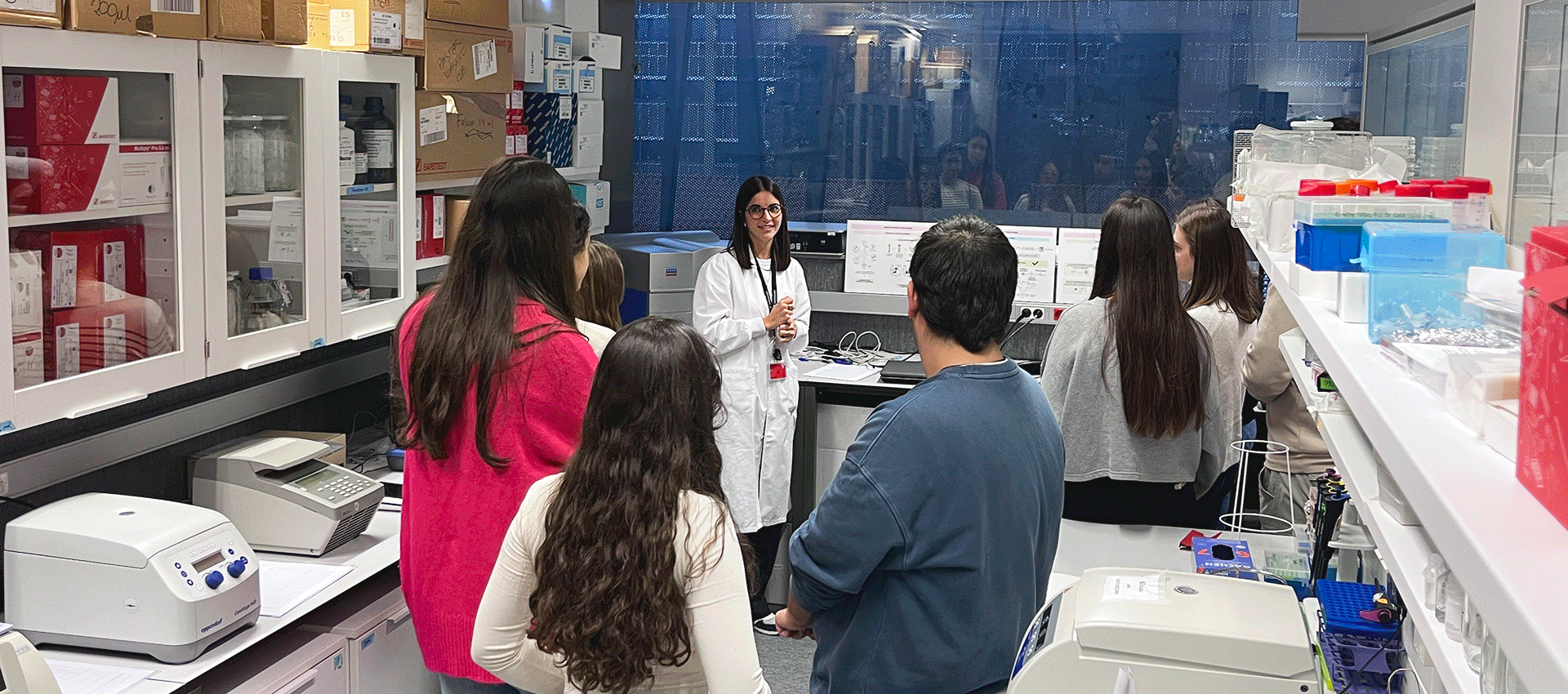 Navarrabiomed oferta una sesión para alumnado interesado en la investigación biomédica el miércoles, 26 de noviembre