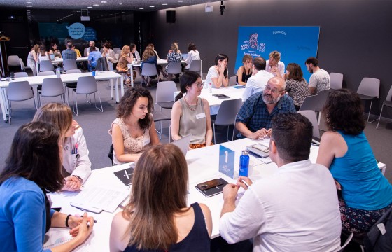Exchange of experiences during the participatory forum. 