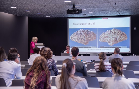 Intervención de Annemieke Rozemuller durante la jornada. 
