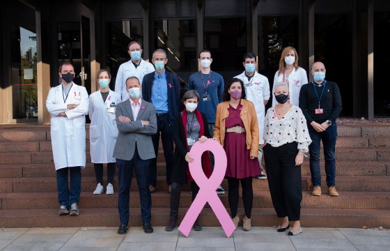 Foto grupal Rueda Prensa Proyectos Estratégicos Cáncer Mama